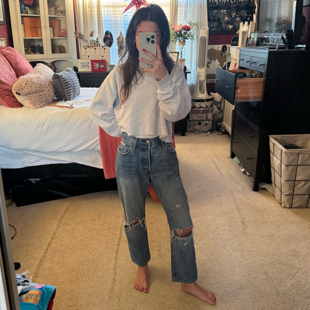 Levi’s Ripped Jeans - Picture 1 of 5